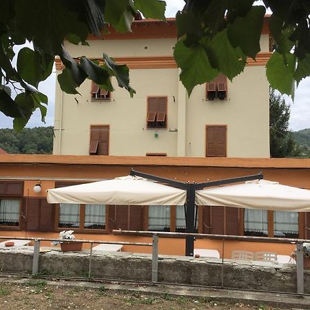 Albergo Chiara Savignone Buitenkant foto