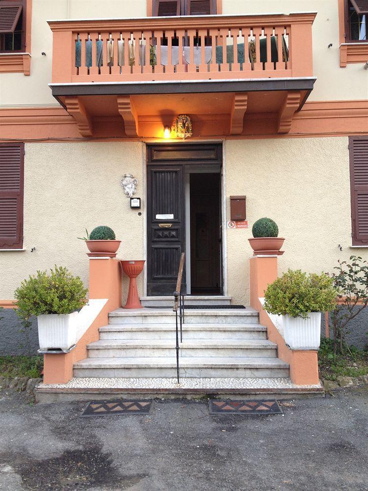 Albergo Chiara Savignone Buitenkant foto