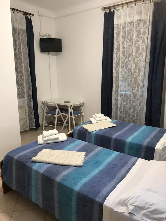 Albergo Chiara Savignone Buitenkant foto